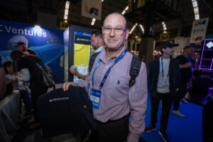 AO0I1932-oi4034662363