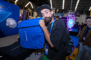 AO0I1946-oi4034587845