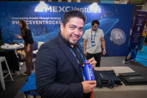 AO0I2046-oi4035087848